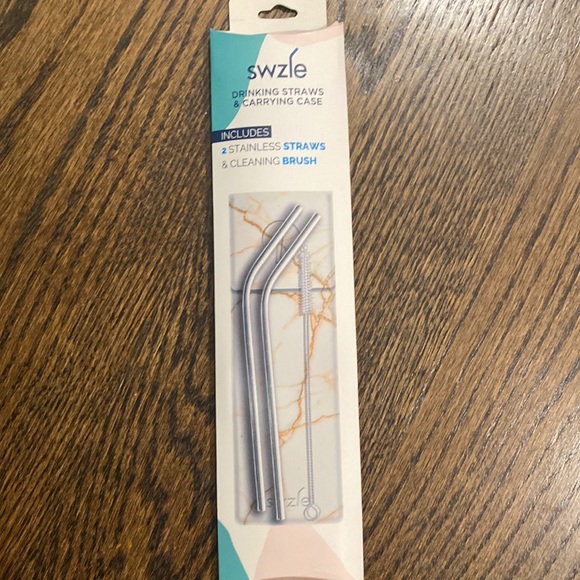 SWZLE Drinking Straws & Carrying Case with Cleaning Brush Eco-Friendly Reusable - Picture 2 of 3